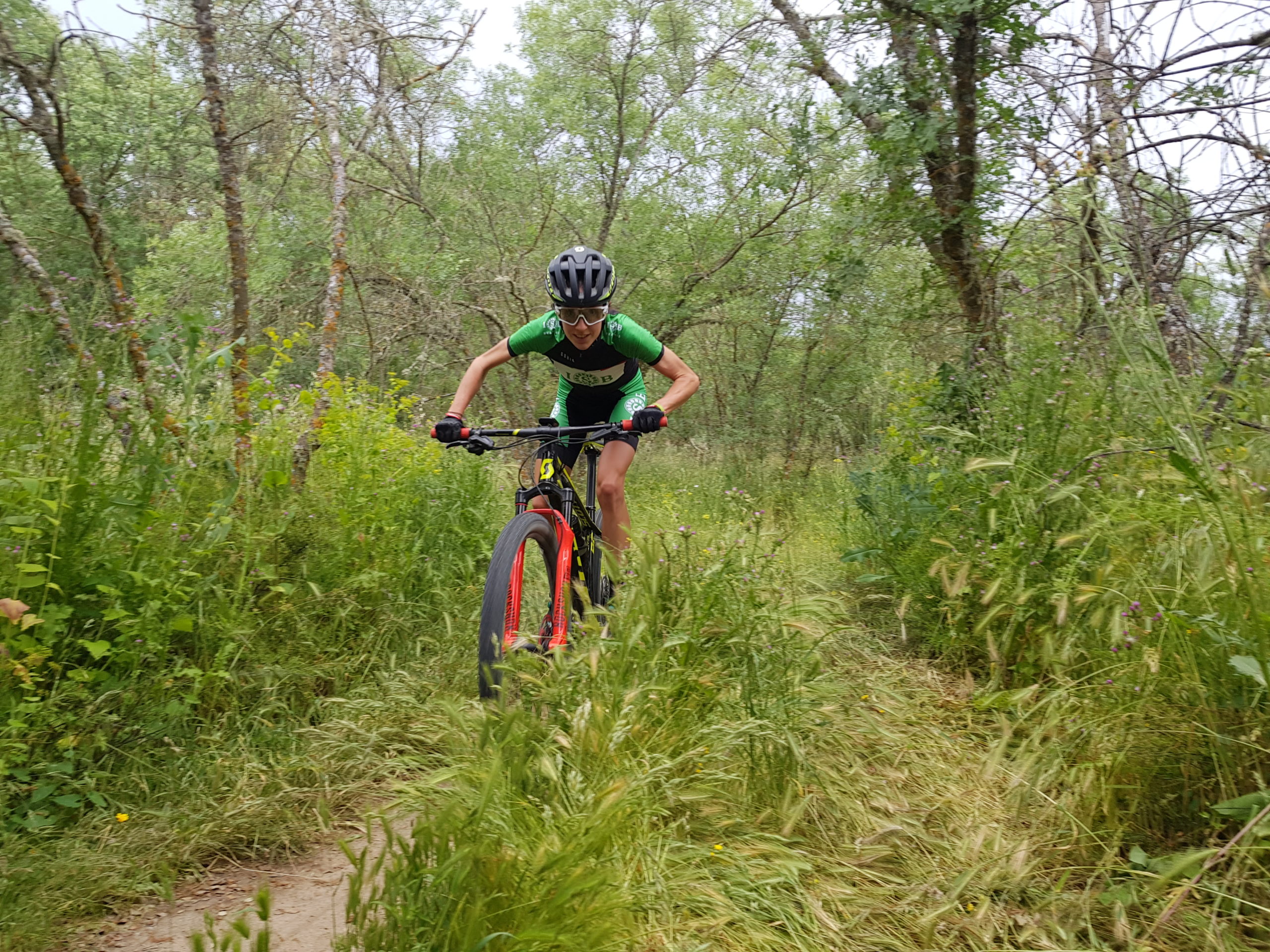 Clara Fernandez, preparando Pedals de Foc ISB SPORT