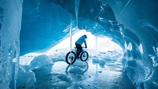 Cycling Lago Baikal