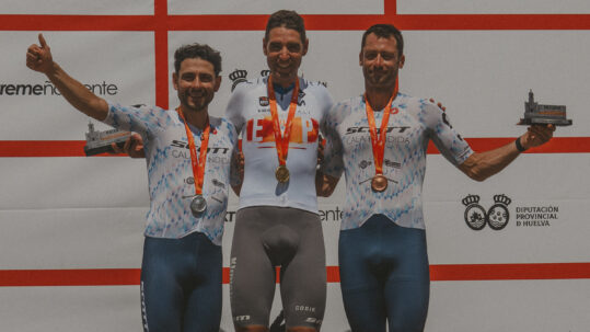 Doble Podio SCOTT CALA BANDIDA