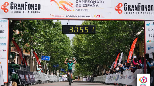 Natalia Fischer Campeona España Gravel