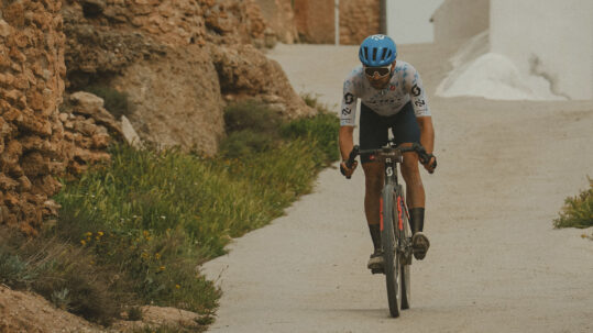 SCOTT CALA BANDIDA DEBUT UTOPIA GRAVEL