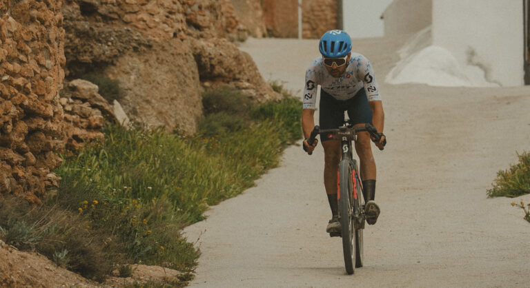 SCOTT CALA BANDIDA DEBUT UTOPIA GRAVEL